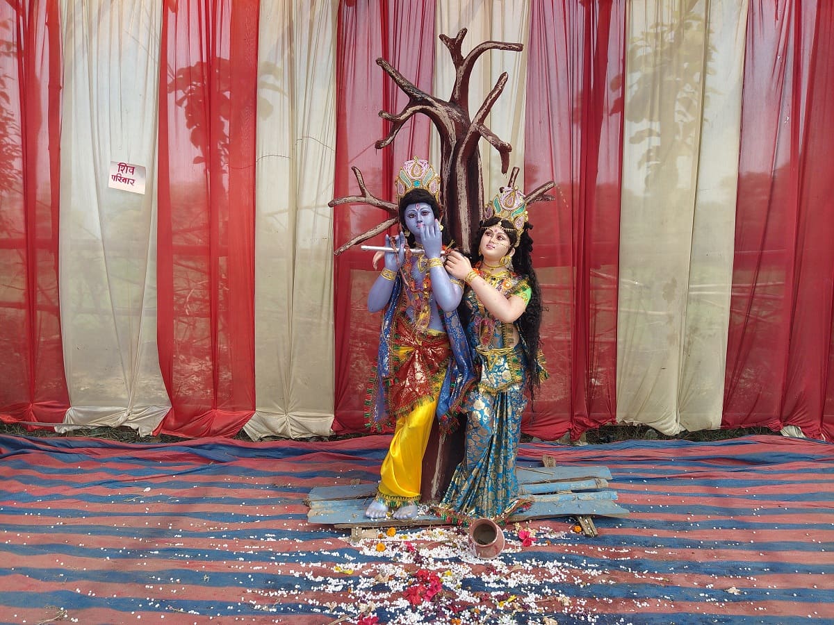 Dios Krishna y Radha